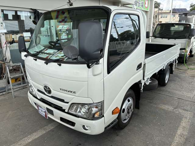 Toyota Toyoace 3