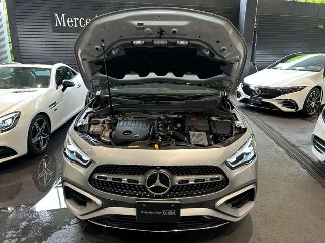 Mercedes-Benz GLA-Class 6