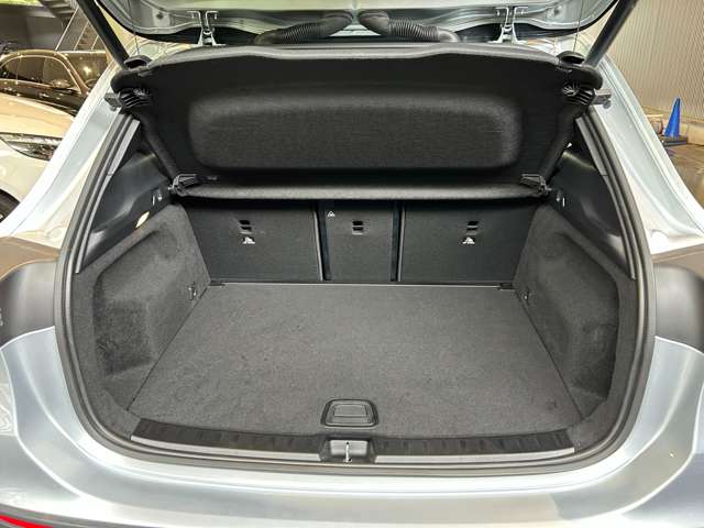 Mercedes-Benz GLA-Class 9
