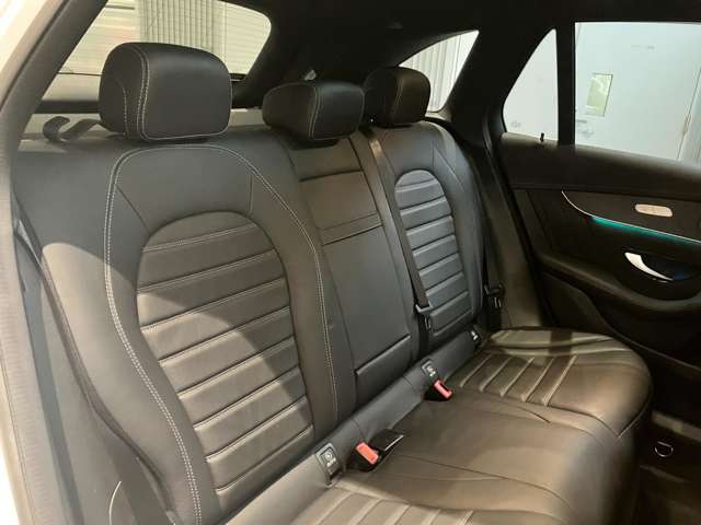 Mercedes-Benz GLC 8