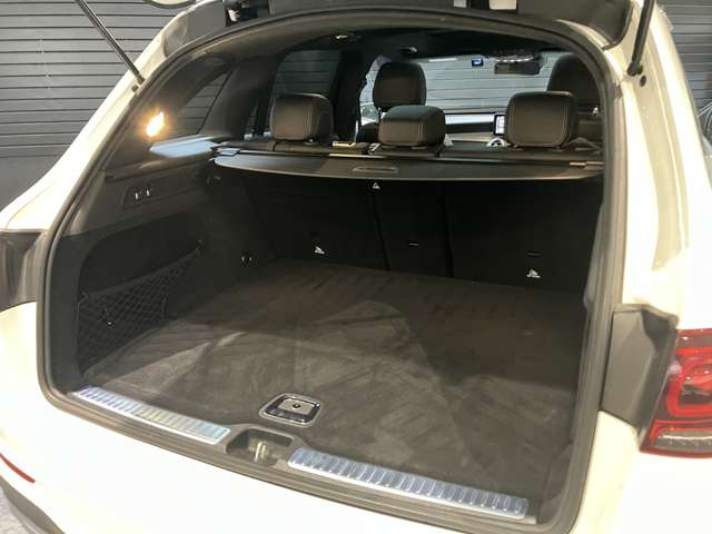 Mercedes-Benz GLC 10