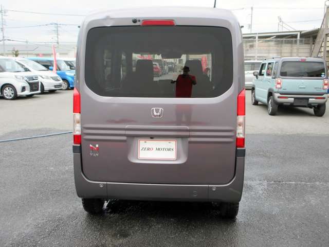 Honda N-VAN 11