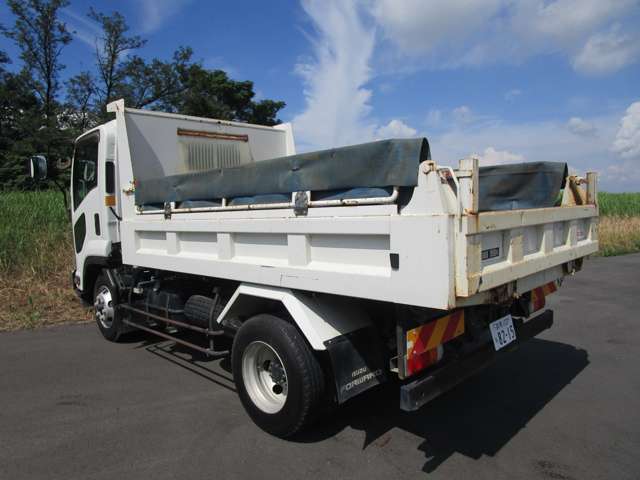 Isuzu Forward 2