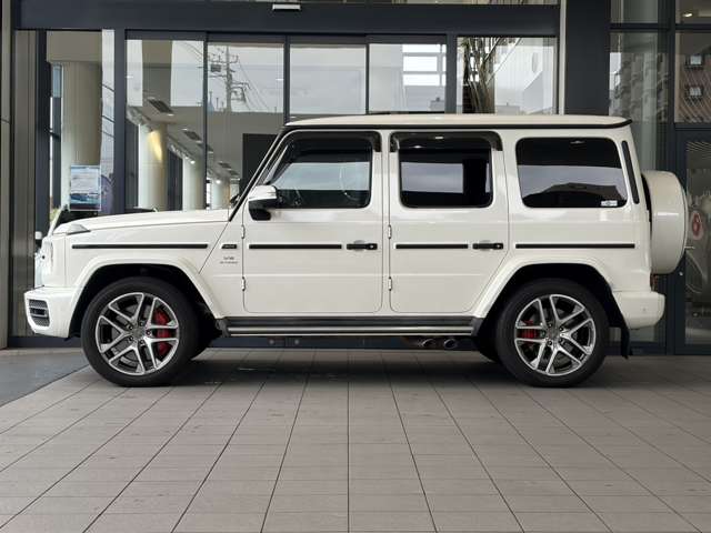 Mercedes-Benz G-Class 4
