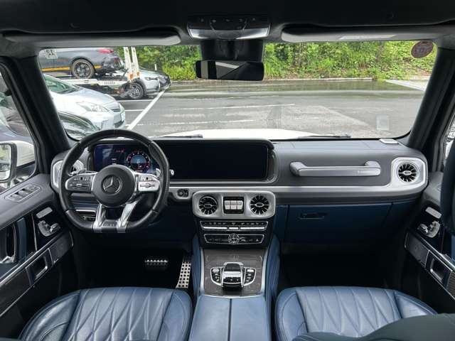 Mercedes-Benz G-Class 8