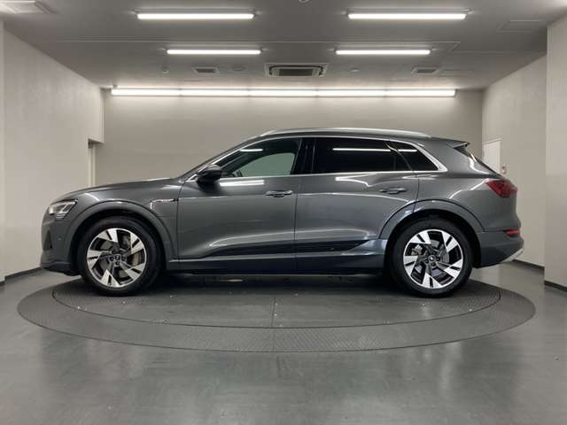 Audi e-tron 5