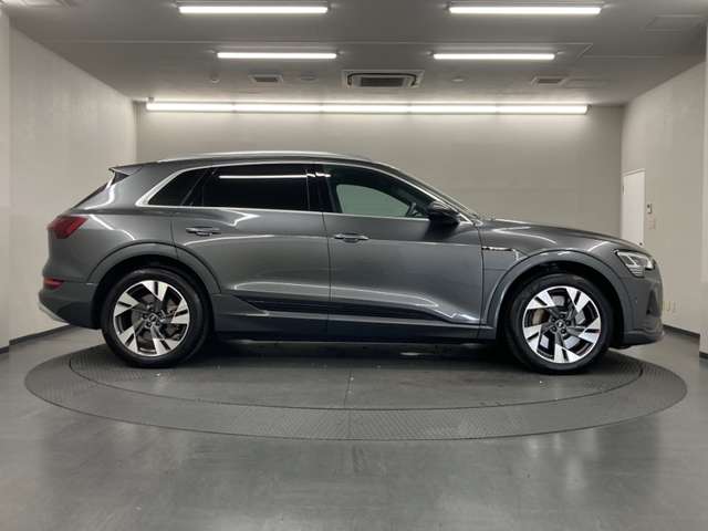 Audi e-tron 6