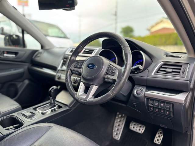 Subaru Legacy Outback 2