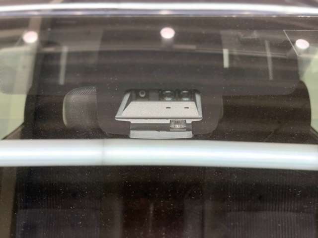 Toyota Voxy 11