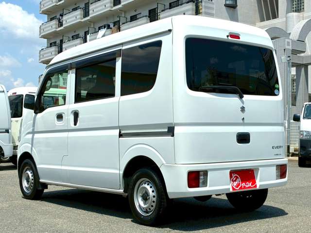 Suzuki Every 12