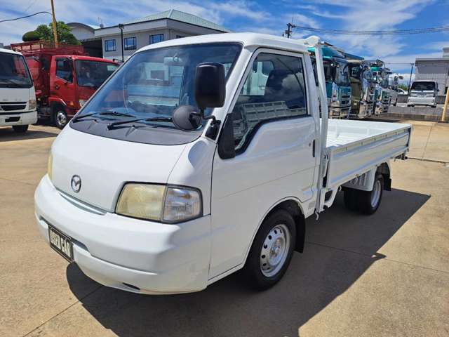 Mazda Bongo Truck 3