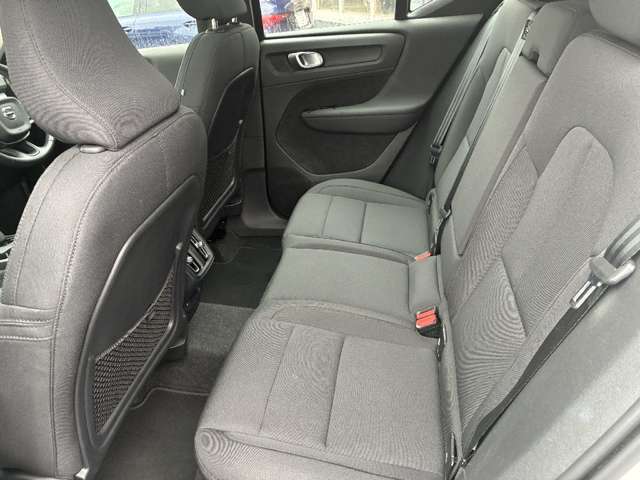Volvo XC40 11