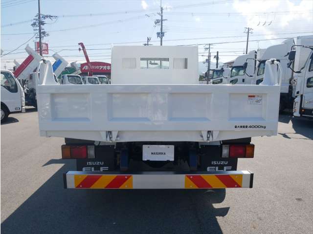 Isuzu Elf 5