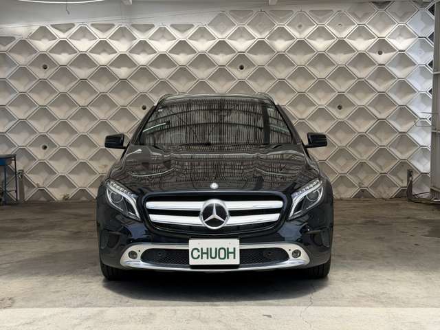 Mercedes-Benz GLA-Class 8