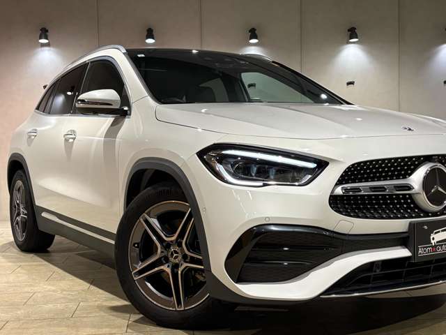 Mercedes-Benz GLA-Class 10