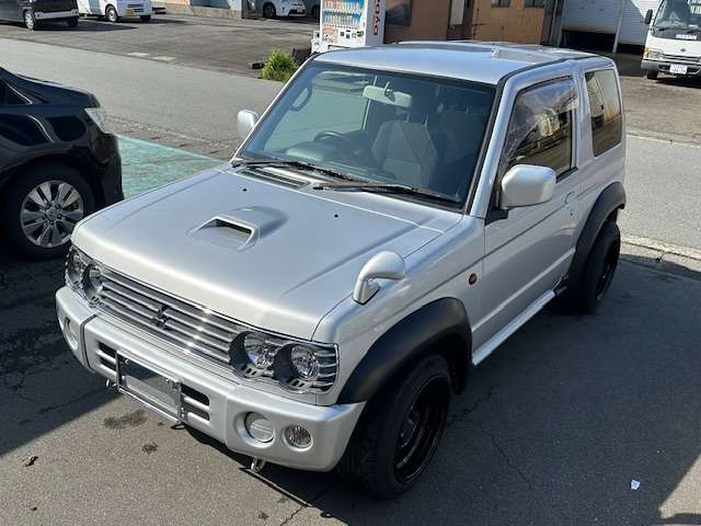 Mitsubishi Pajero Mini 6