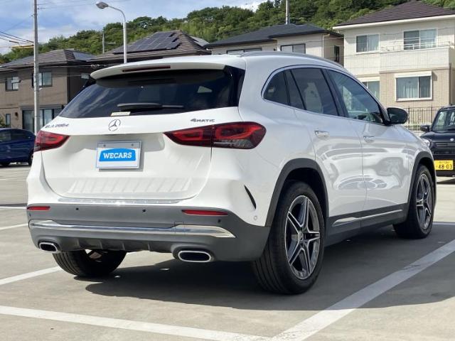 Mercedes-Benz GLA-Class 6