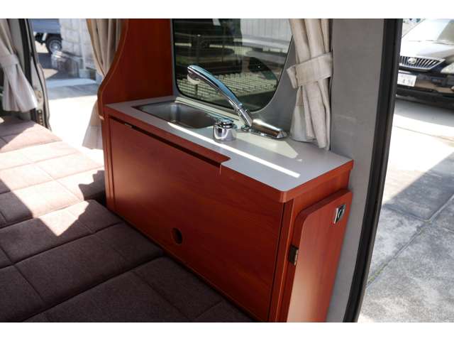 Nissan NV100 Clipper 10