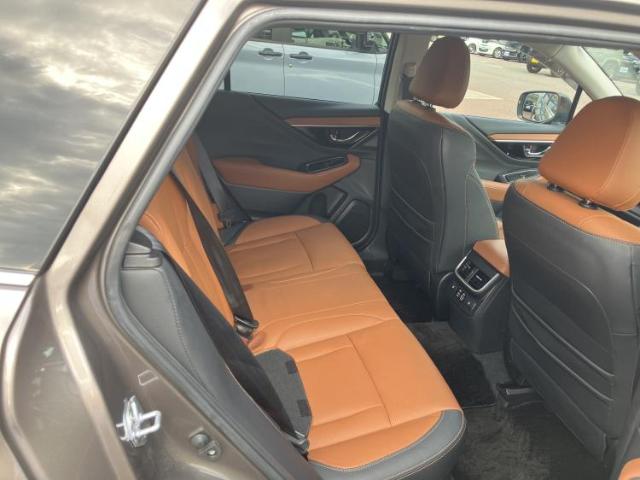 Subaru Legacy Outback 7