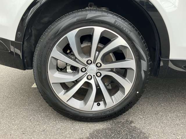 Land Rover Discovery Sport 6