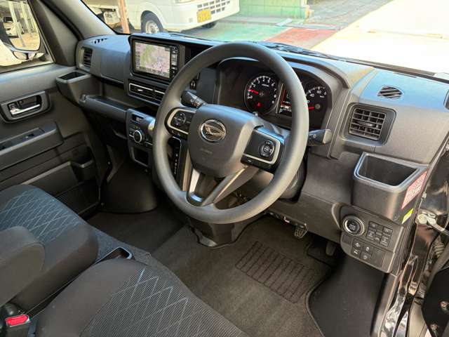 Daihatsu Atrai 2
