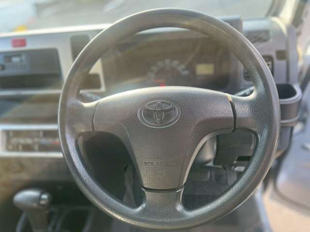 Toyota Pixis Truck 11