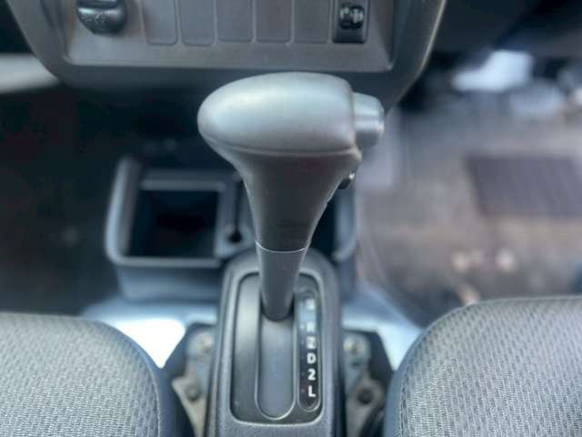 Toyota Pixis Truck 8