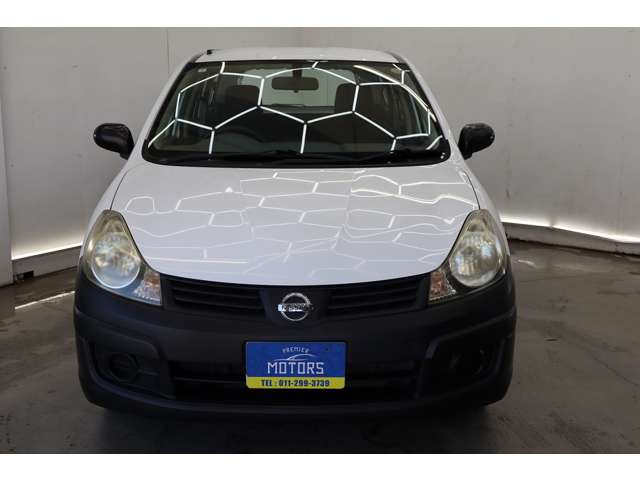 Nissan AD 10
