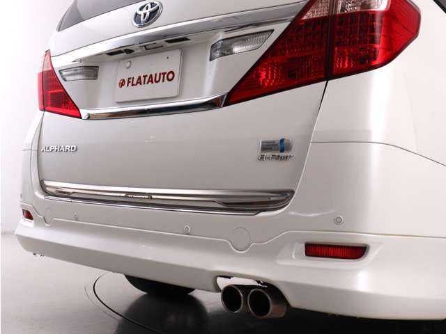 Toyota Alphard Hybrid 11