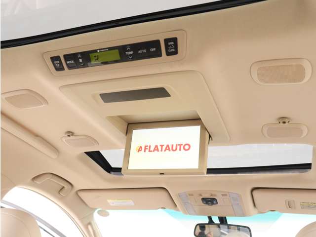 Toyota Alphard Hybrid 2