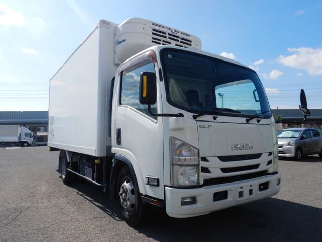 Isuzu Elf 3