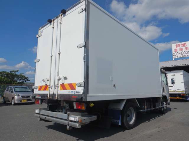 Isuzu Elf 5
