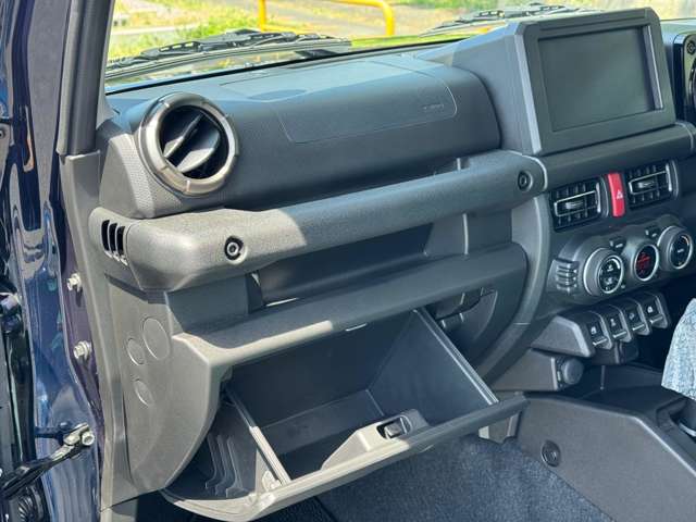 Suzuki Jimny Nomade 11