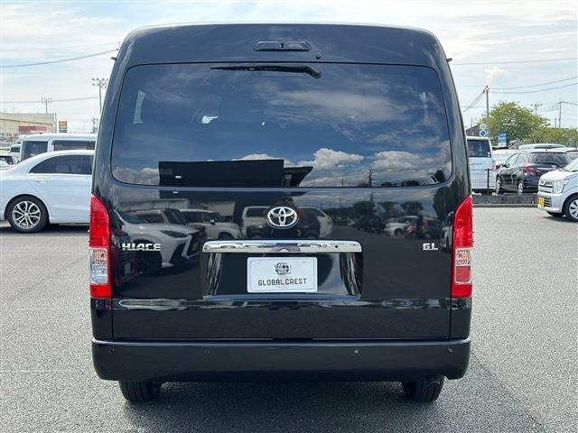 Toyota Hiace 11