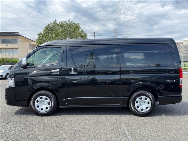 Toyota Hiace 10
