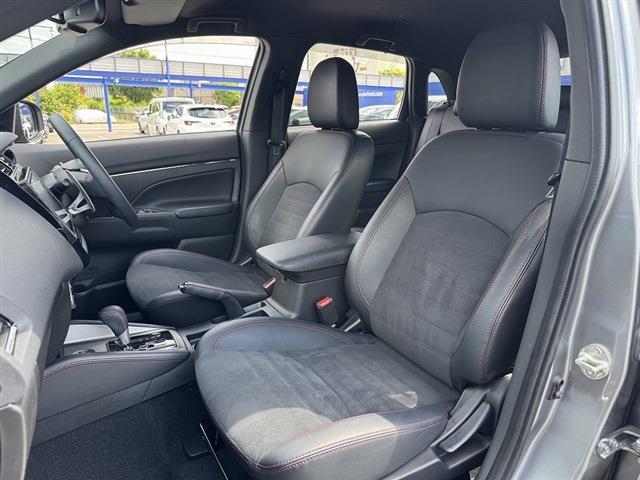 Mitsubishi RVR 12