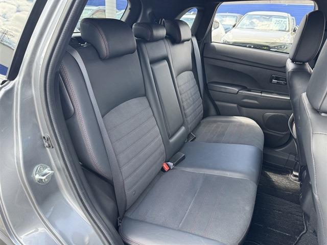 Mitsubishi RVR 9