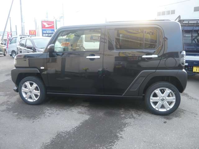 Daihatsu Taft 4