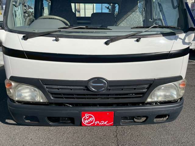 Hino Dutro 4