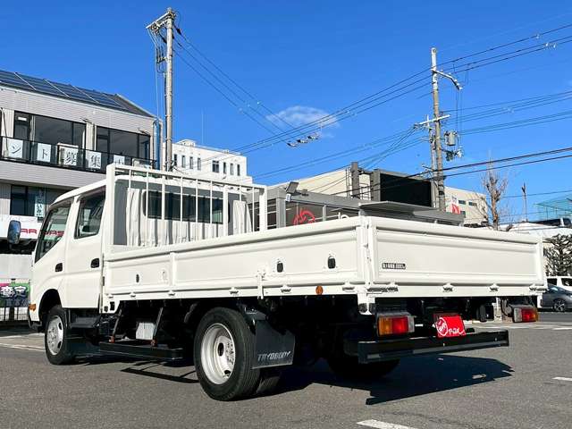Hino Dutro 7