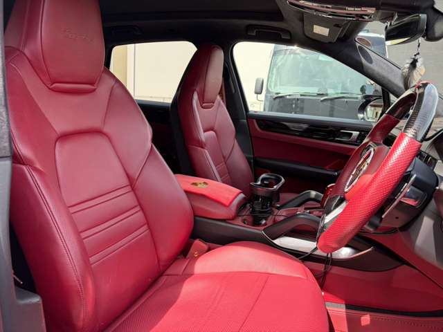 Porsche Cayenne 6