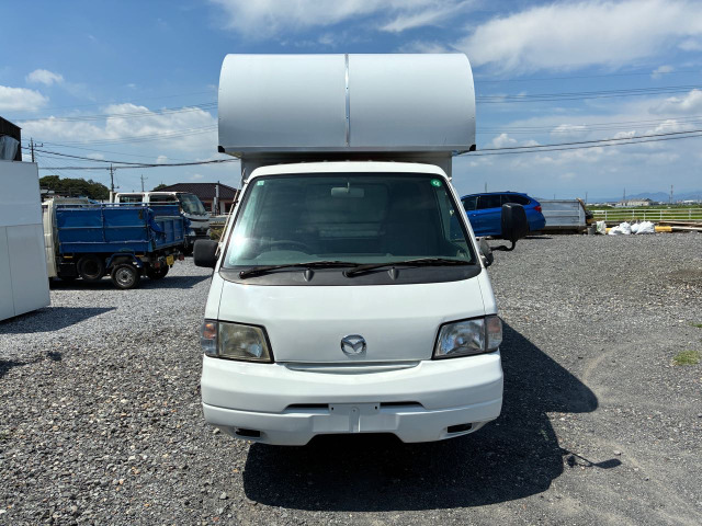 Mazda Bongo Truck 2