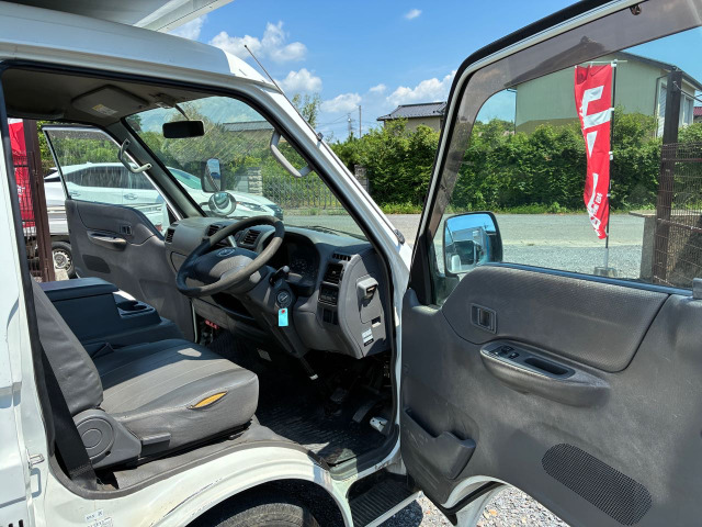 Mazda Bongo Truck 8