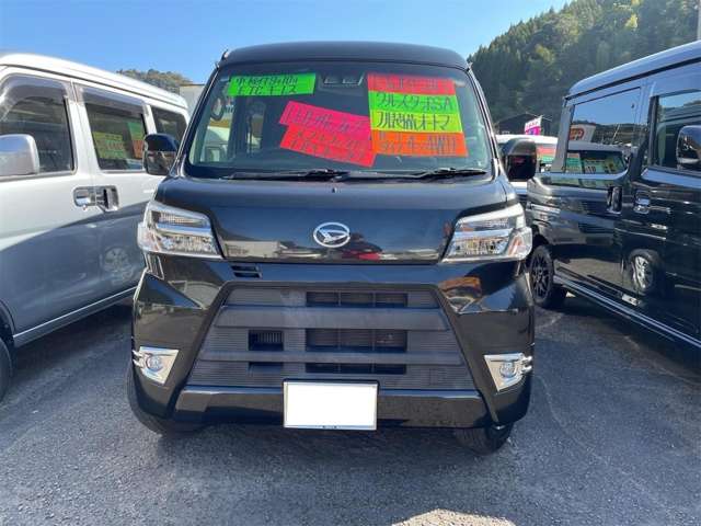 Daihatsu Hijet Cargo 2
