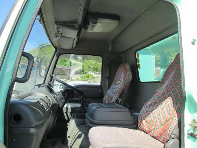 Isuzu Forward 11