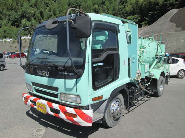 Isuzu Forward 3