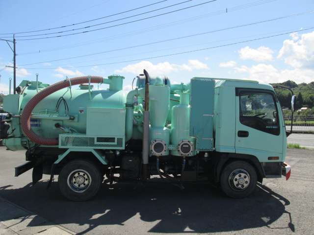 Isuzu Forward 8