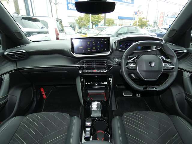 Peugeot SUV 2008 3