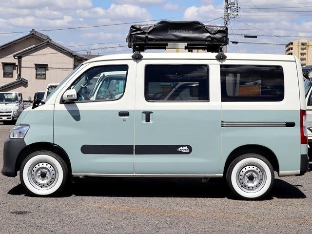 Toyota Town Ace Van 9