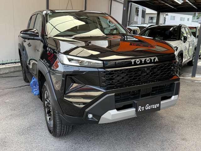 Toyota Hilux 2